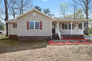 2298 Valewood Dr, Asheboro, NC 27205 - Photo 2