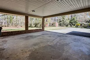 215 Pineburr Rd, Greensboro, NC 27455 - Photo 8