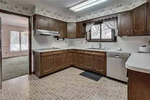 215 Pineburr Rd, Greensboro, NC 27455 - Photo 26