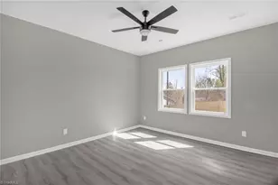 5242 Shattalon Dr, Winston-Salem, NC 27106 - Photo 8