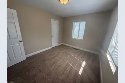 615 Garrett Street, Greensboro, NC 27406 - Photo 8