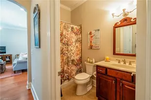 5584 Foxgate Cir, Winston-Salem, NC 27106 - Photo 20