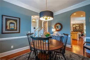 5584 Foxgate Cir, Winston-Salem, NC 27106 - Photo 4