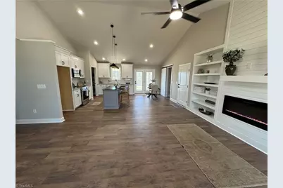 586 Culler Road, Pinnacle, NC 27043 - Photo 28