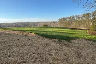 586 Culler Rd, Pinnacle, NC 27043 - Photo 6