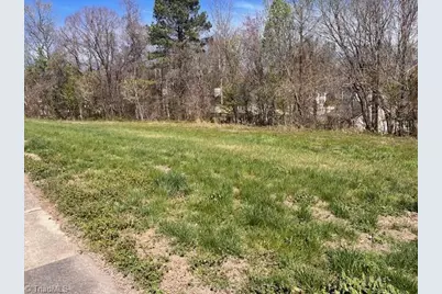 706 Golf House Road E, Whitsett, NC 27377 - Photo 8