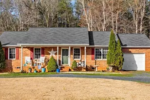 4076 Dunbar Bridge Rd, Asheboro, NC 27205 - Photo 2