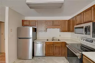 3520 Heathrow Dr, Winston-Salem, NC 27127 - Photo 6