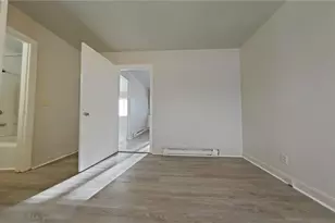 610 Hawthorne Ave, High Point, NC 27262 - Photo 6