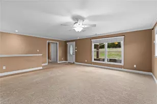 1504 Edgewood Dr, Yadkinville, NC 27055 - Photo 8