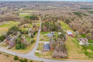 1504 Edgewood Dr, Yadkinville, NC 27055 - Photo 46