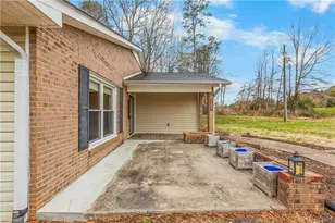 1504 Edgewood Dr, Yadkinville, NC 27055 - Photo 4