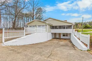 1504 Edgewood Dr, Yadkinville, NC 27055 - Photo 38