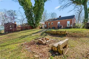 3808 Walker Ave, Greensboro, NC 27403 - Photo 32