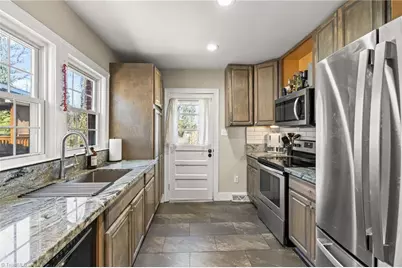 3808 Walker Avenue, Greensboro, NC 27403 - Photo 14