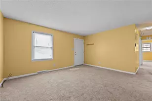 2419 Fernbrook Rd, Greensboro, NC 27405 - Photo 8