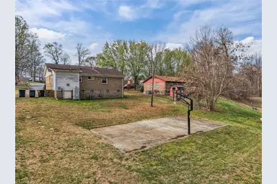 2419 Fernbrook Road, Greensboro, NC 27405 - Photo 28