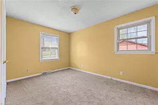 2419 Fernbrook Rd, Greensboro, NC 27405 - Photo 22