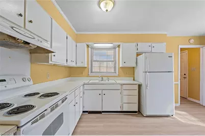 2419 Fernbrook Road, Greensboro, NC 27405 - Photo 10