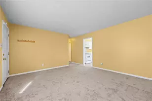 2419 Fernbrook Rd, Greensboro, NC 27405 - Photo 6