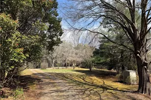 208 Rock Haven Dr, King, NC 27021 - Photo 8