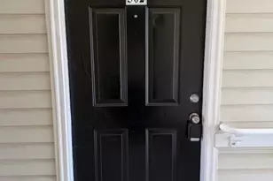 2422 Eagle Creek Ct, Winston-Salem, NC 27103 - Photo 2