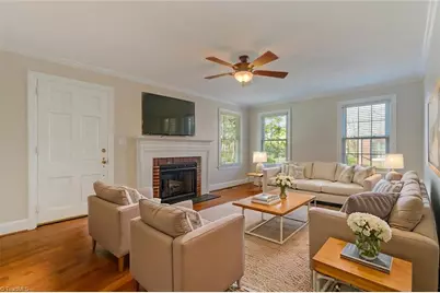 612 Parkway Boulevard, Reidsville, NC 27320 - Photo 2