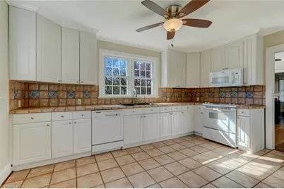 612 Parkway Boulevard, Reidsville, NC 27320 - Photo 4