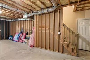 1360 Rosewood Ct, Winston-Salem, NC 27103 - Photo 36