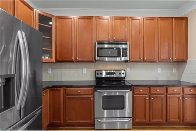 1360 Rosewood Court, Winston-Salem, NC 27103 - Photo 18