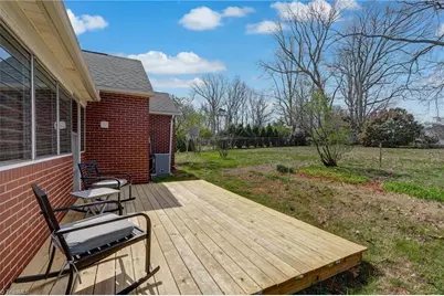 1311 Hawthorne Avenue, Reidsville, NC 27320 - Photo 18