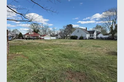 1410 Cloverdale Street, High Point, NC 27260 - Photo 4