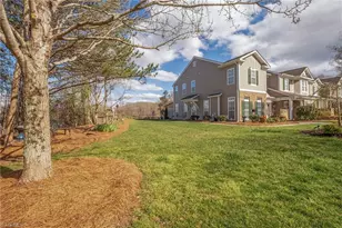 5915 Hollow Wood Ct, Winston-Salem, NC 27104 - Photo 4