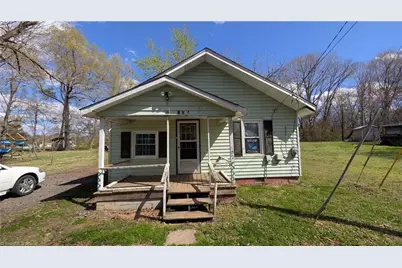 107 Murphy Street, Liberty, NC 27298 - Photo 1