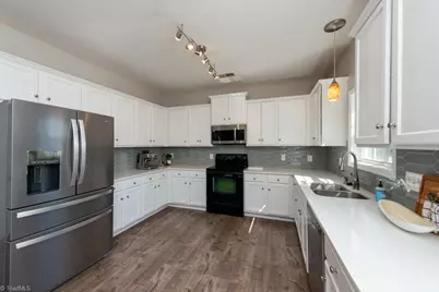 4556 Fairport Court, High Point, NC 27265 - Photo 18