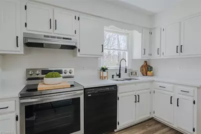 3261 Anvil Place, Greensboro, NC 27407 - Photo 14