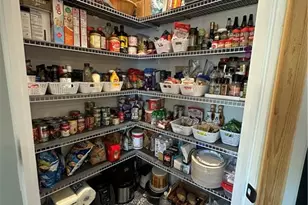 3724 Millennium Dr, Greensboro, NC 27455 - Photo 8