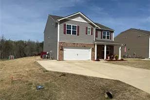 3724 Millennium Dr, Greensboro, NC 27455 - Photo 34