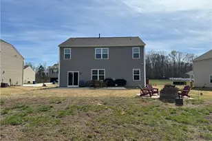 3724 Millennium Dr, Greensboro, NC 27455 - Photo 30