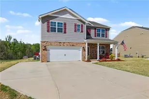3724 Millennium Dr, Greensboro, NC 27455 - Photo 30