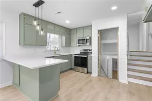 3005 Twin Lakes Dr, Greensboro, NC 27407 - Photo 2