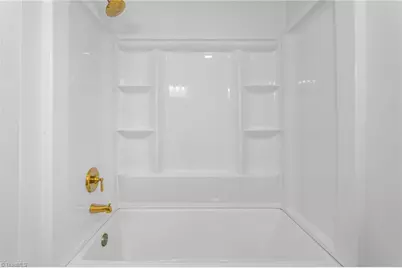 3005 Twin Lakes Drive, Greensboro, NC 27407 - Photo 12