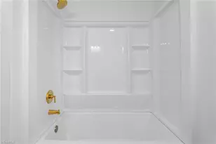 3005 Twin Lakes Dr, Greensboro, NC 27407 - Photo 12