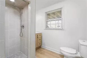 3005 Twin Lakes Dr, Greensboro, NC 27407 - Photo 22