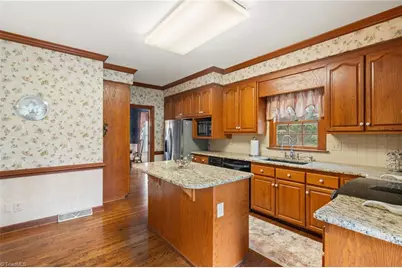 924 Ashley Glen Drive, Winston-Salem, NC 27104 - Photo 22