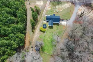 379 Pat Nixon Rd, State Road, NC 28676 - Photo 2