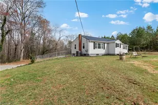 379 Pat Nixon Rd, State Road, NC 28676 - Photo 8