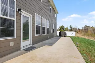 4290 Pelican St, High Point, NC 27265 - Photo 36