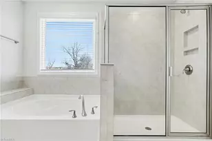 4290 Pelican St, High Point, NC 27265 - Photo 32