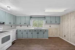 1576 Center Cross Church Rd, Asheboro, NC 27205 - Photo 16